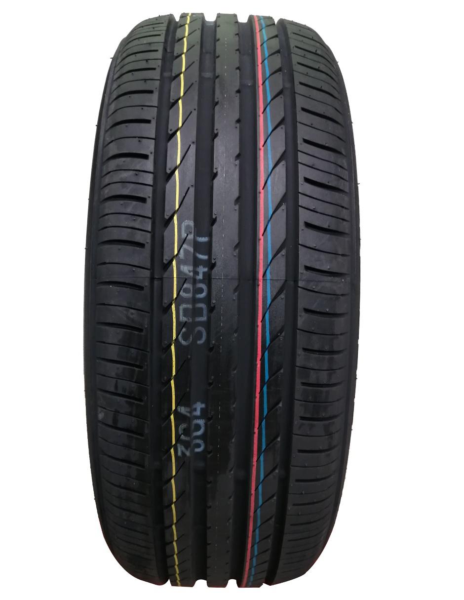 Llanta para auto Toyo 215 / 50 R18