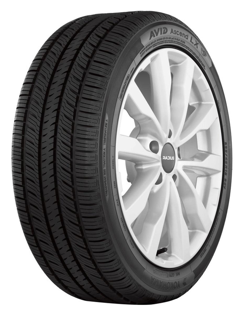 Llanta para auto Yokohama Ascend Lx 215 / 65 R17