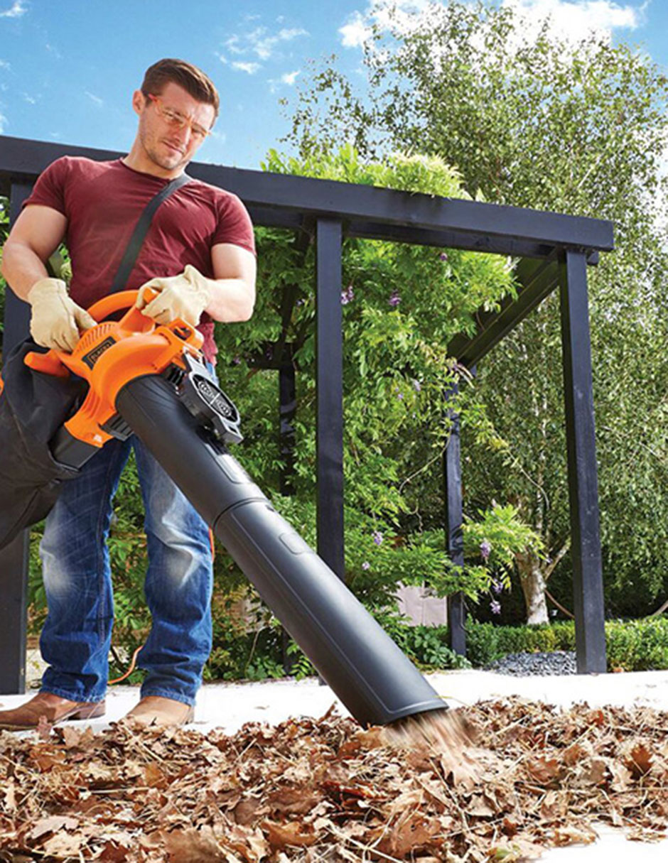 Sopladora eléctrica Black + Decker BV25-B3 71 MPH 290 CFM
