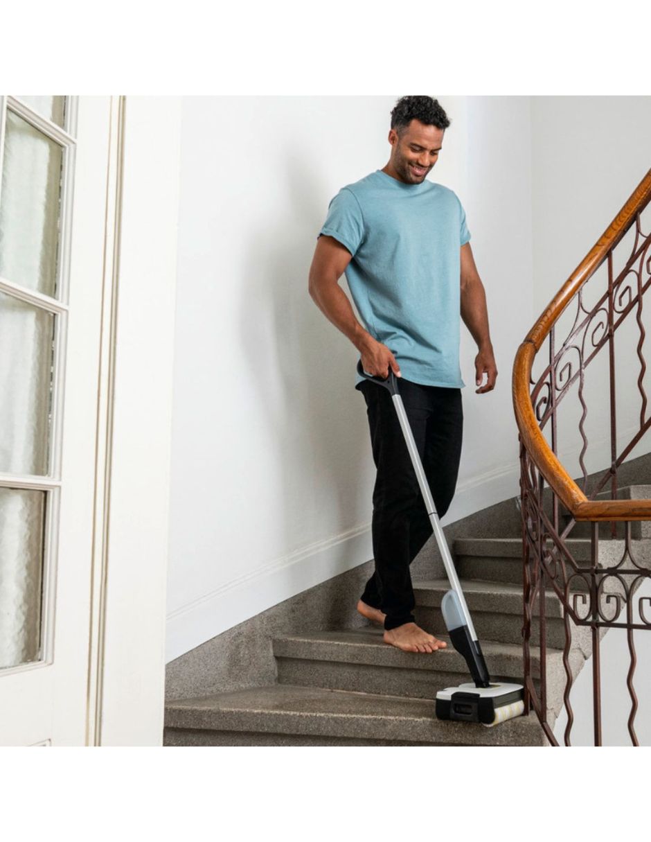 Aspiradora Karcher floor cleaner 2-4 300 ml