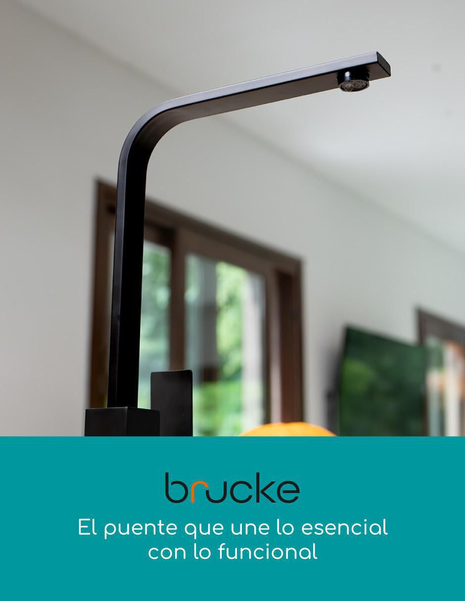 Llave mezcladora para cocina Brucke akashi