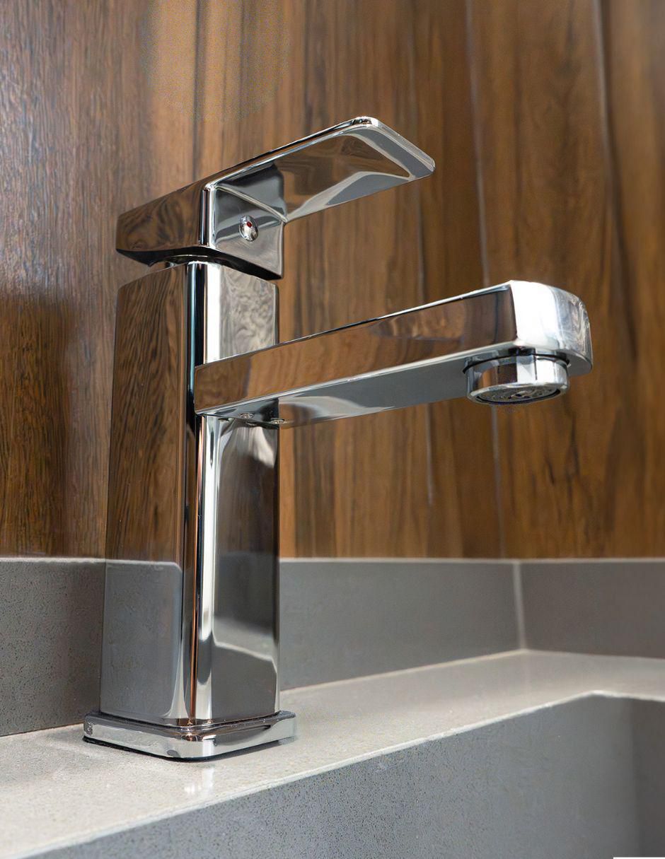 Llave mezcladora para baño Brucke Akashi