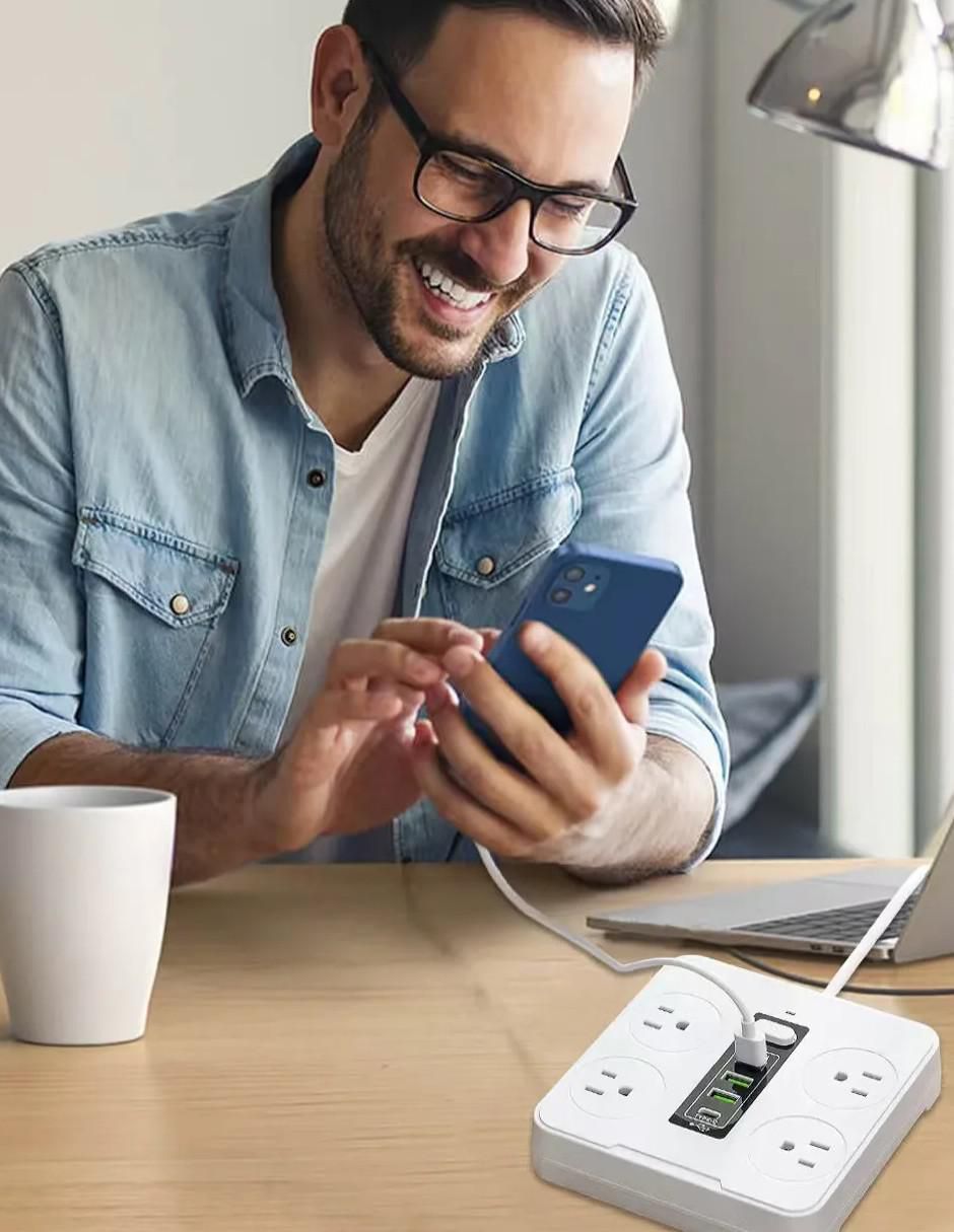 Multicontacto de 4 contactos y 2 puertos USB 4